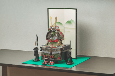 雅、勝草に端午の鎧