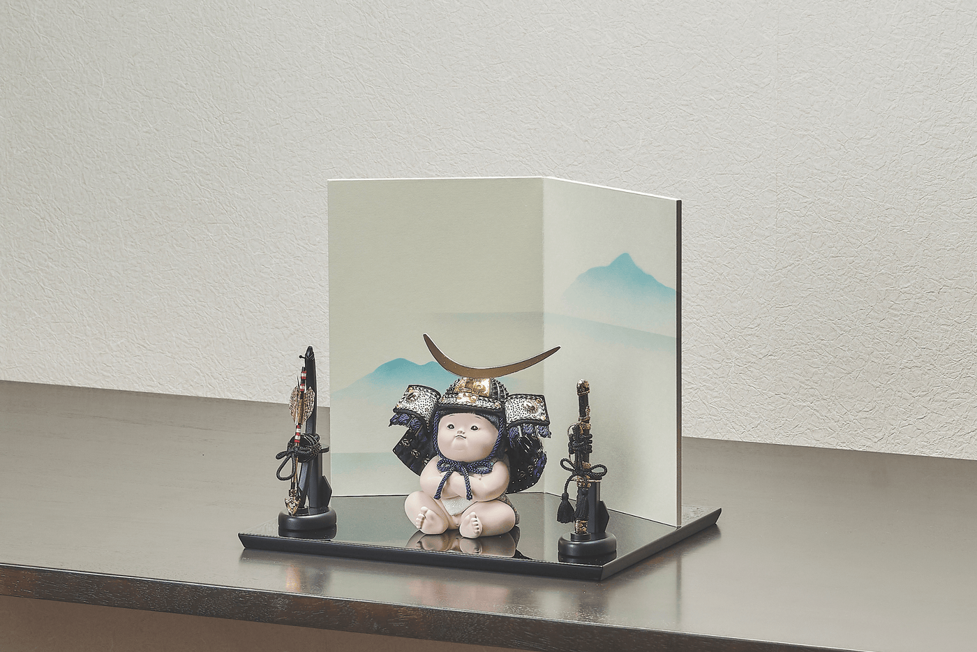 三日月前立紺色兜の大将、「守」