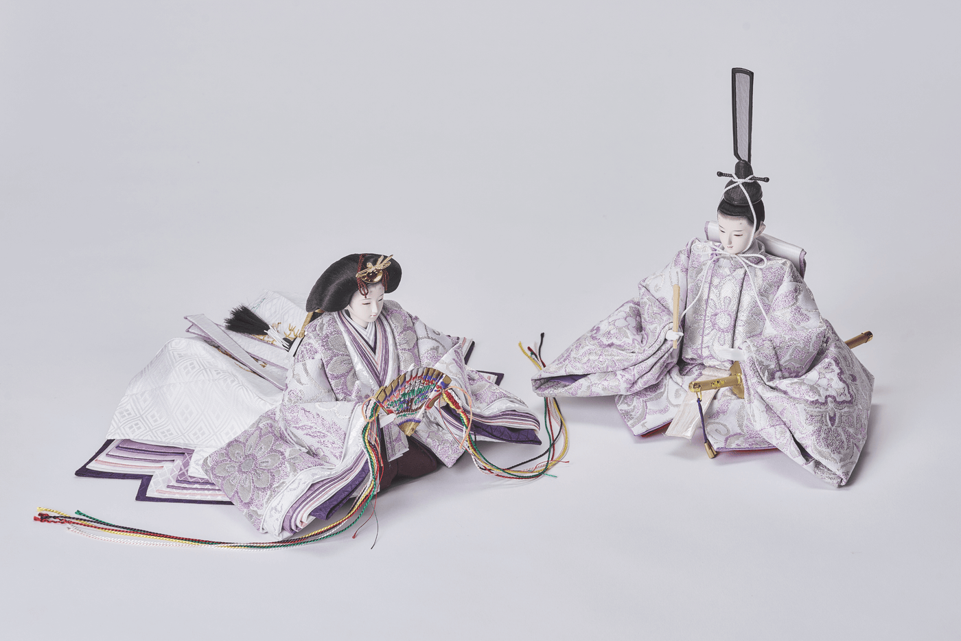 西陣織帯、紫華文のおひなさま（中）