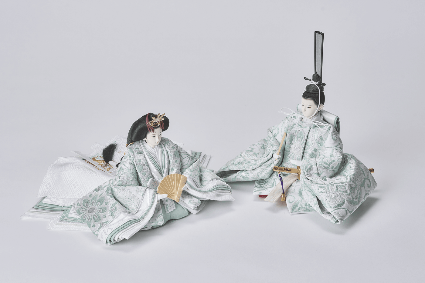 西陣織帯、緑青華文のおひなさま（中）