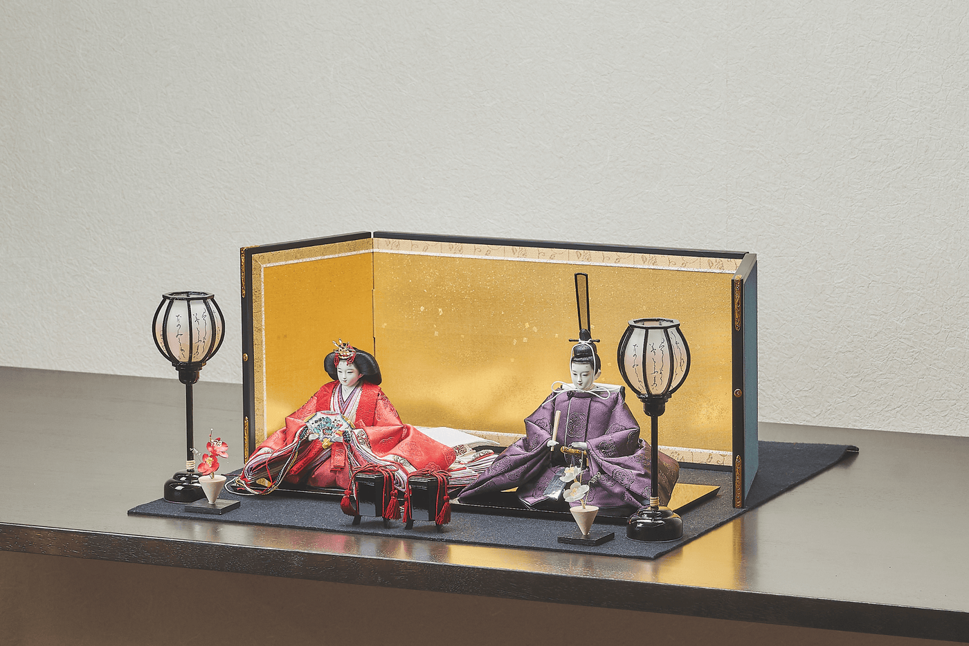 絹の艶、みやびのおひなさま