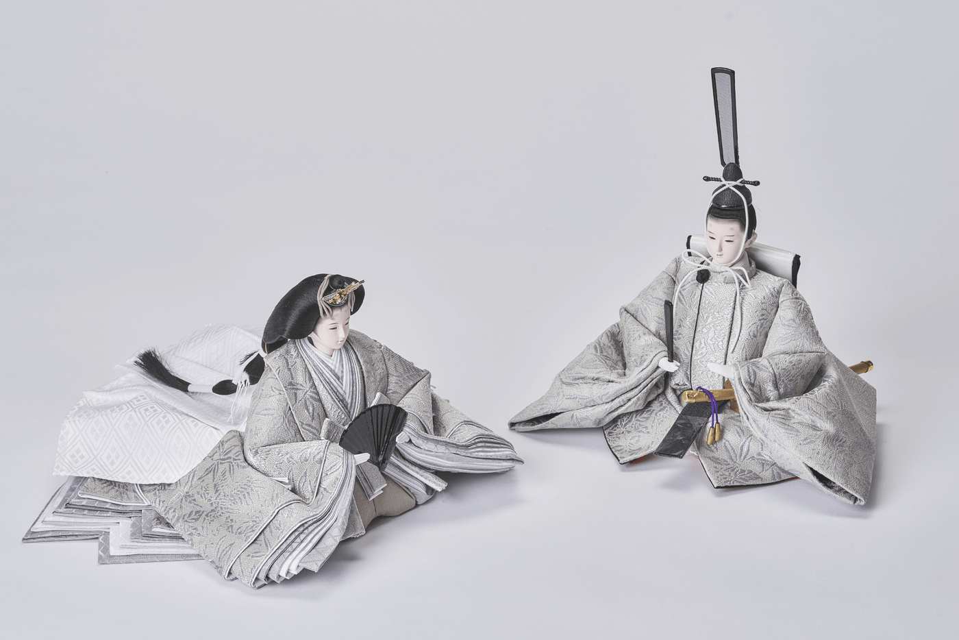 梅鶯と白銀のおひなさま