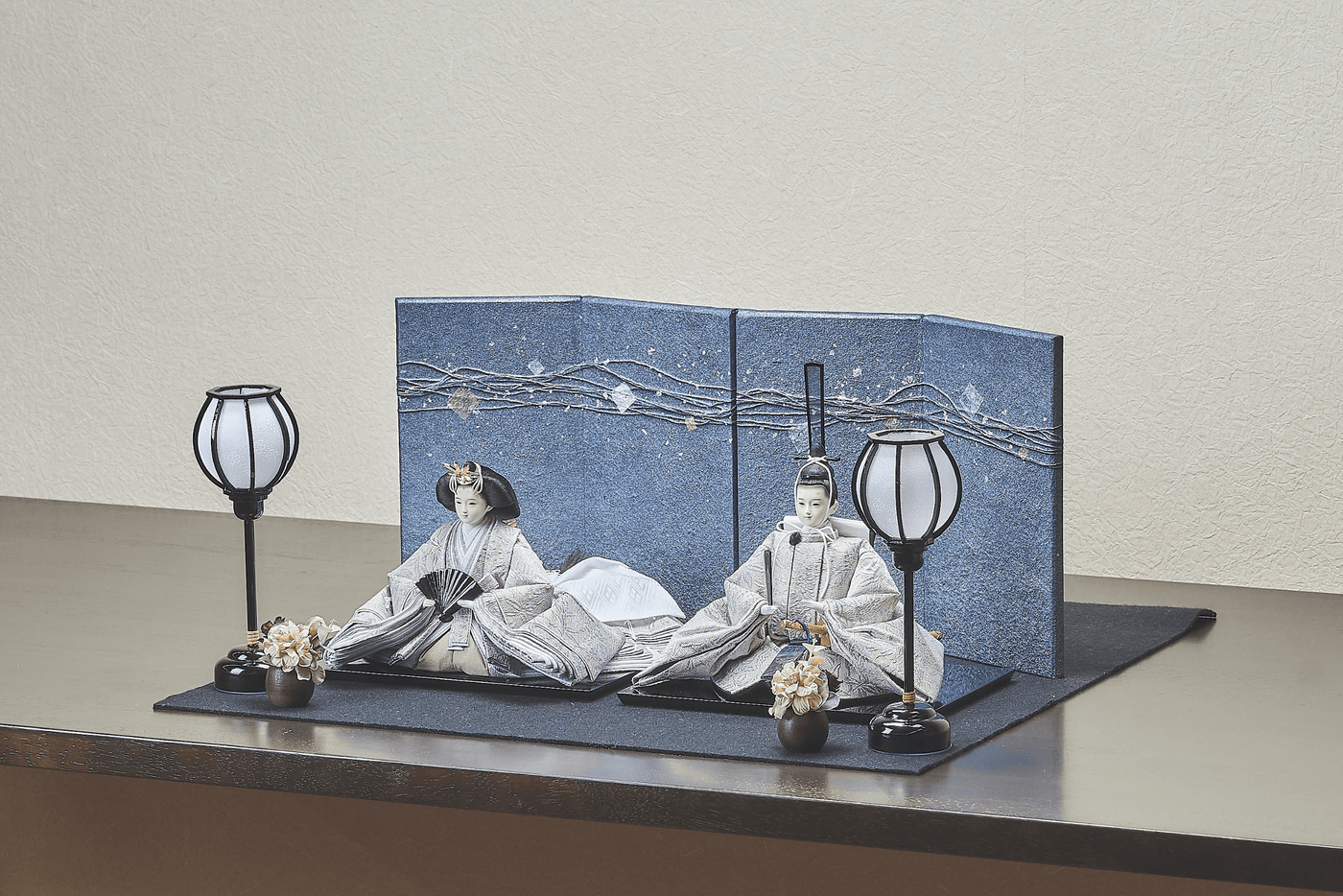 波銀河と白銀のおひなさま