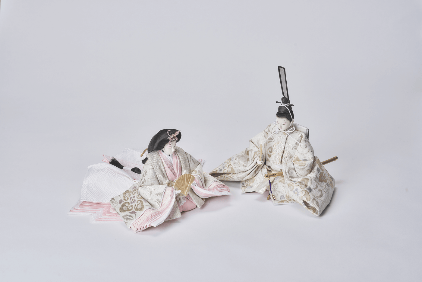 西陣織帯、しだれ桜と梅菱文のおひなさま