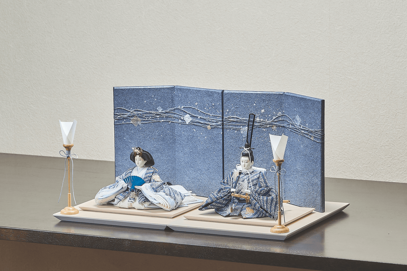 波銀河と藍色風舞いのおひなさま