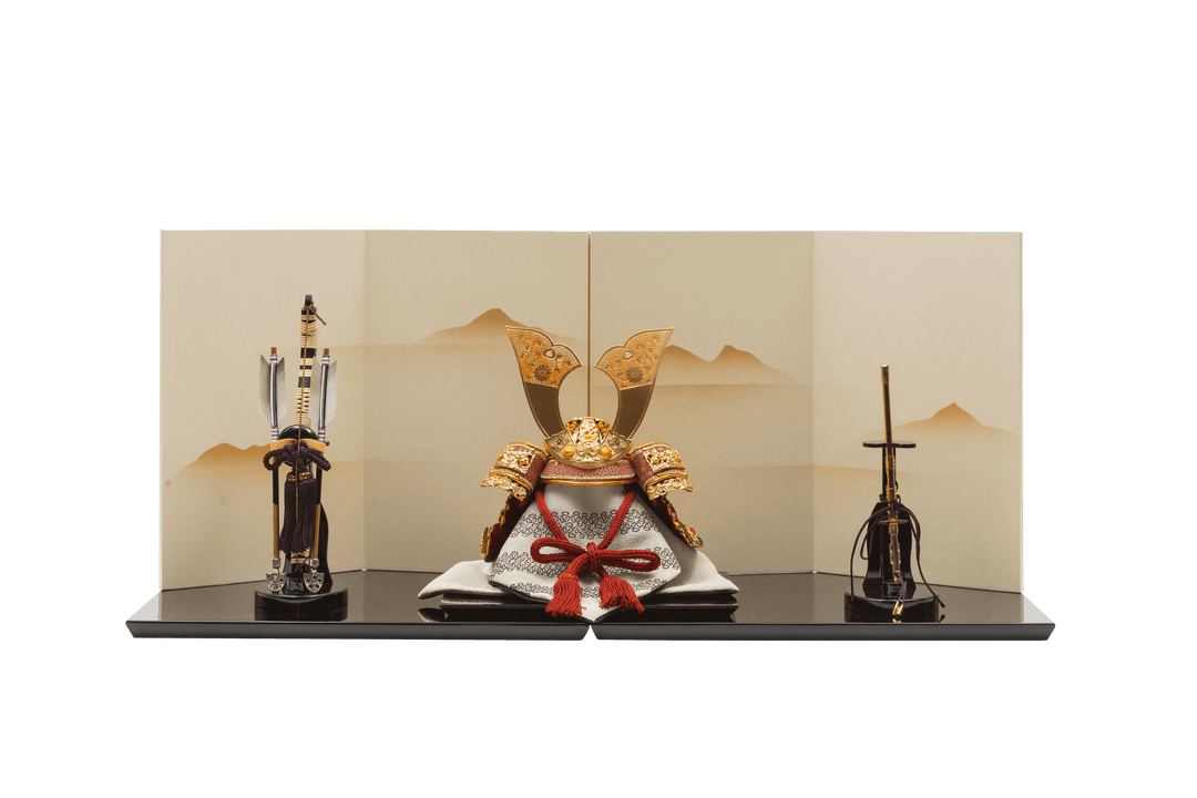 鏨彫職人による朱色の兜 – 人形工房 左京 鏨彫職人による朱色の兜 – 人形工房 左京