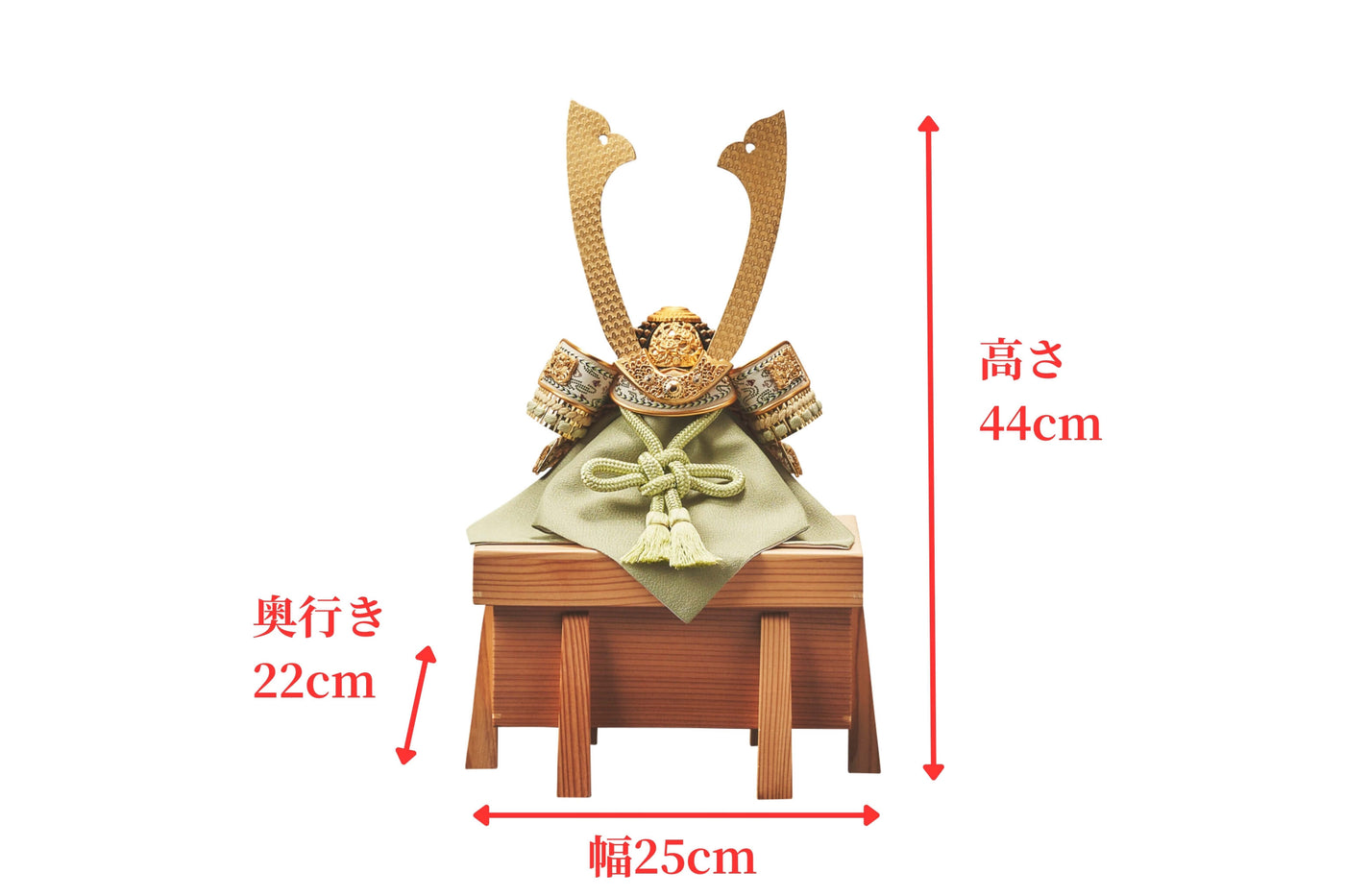 萠黄色、波千鳥の兜 - 兜櫃