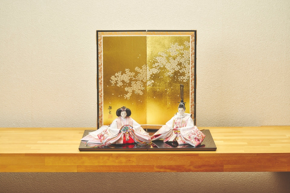 ふたり、寄り添うおひなさま – 人形工房 左京