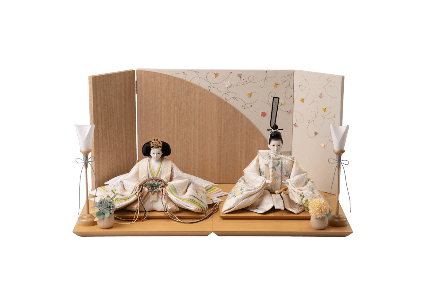 唐草色々刺繍に小花丸文のおひなさま